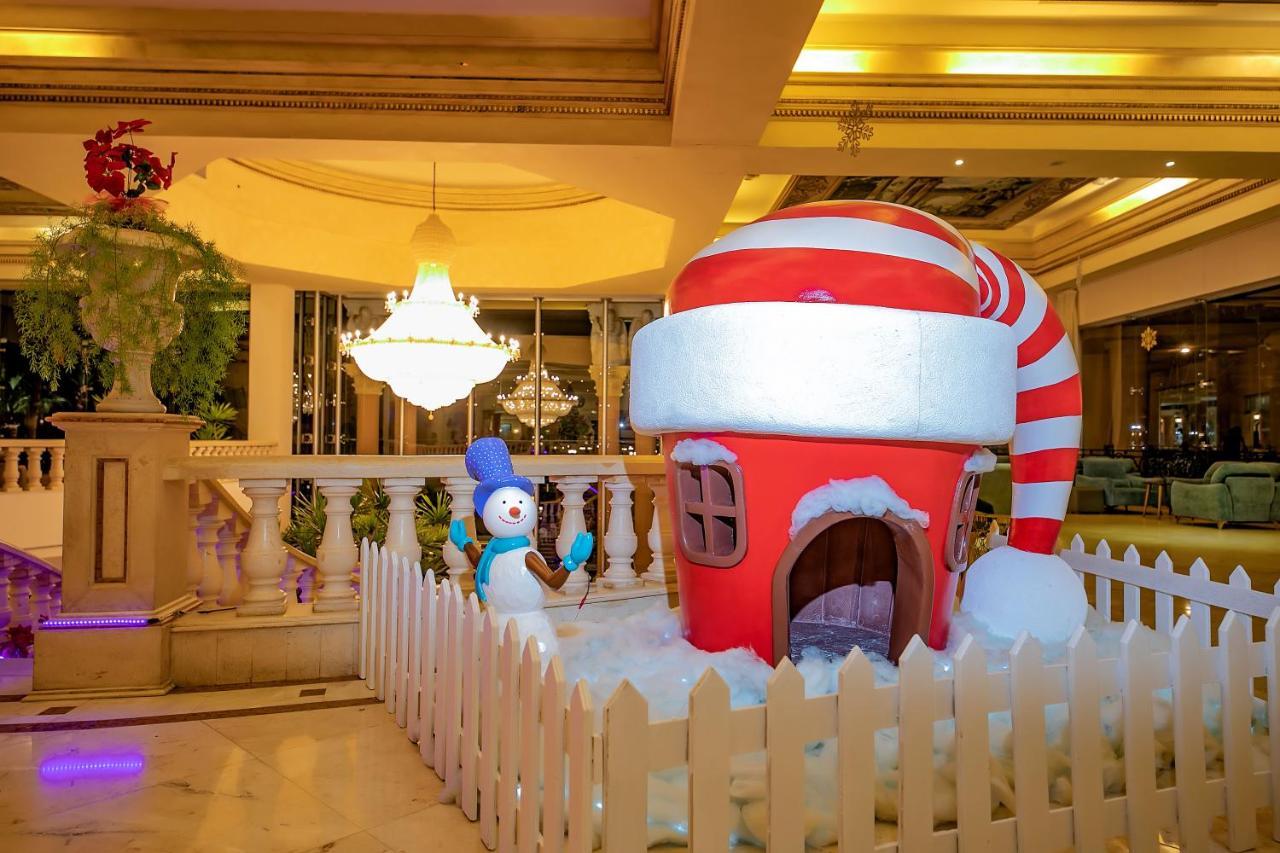 Titanic Palace Families And Couples Only Hurghada Exterior photo The lobby of the hotel